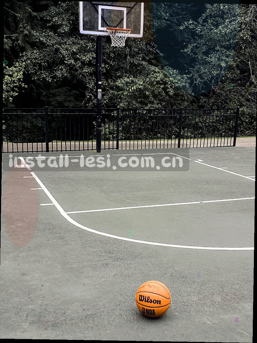 手机屏幕上排列的赛程列表与高亮比分界面示意